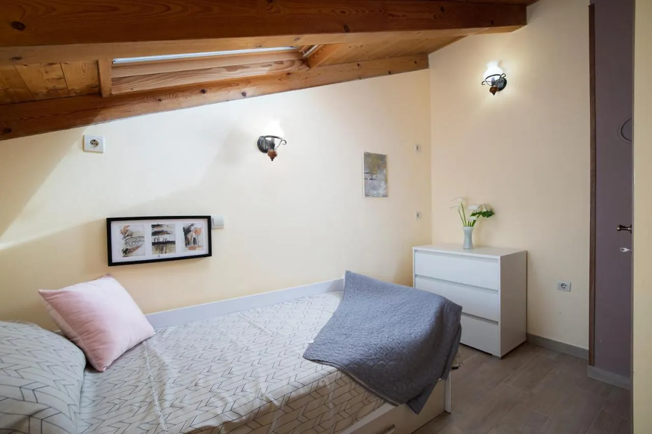 History Apartment Villa Veruda Pula 0*,  Croatia